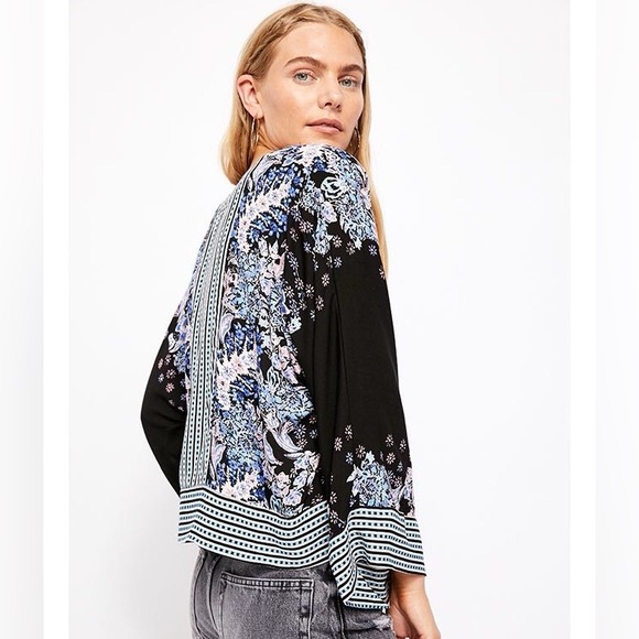 FREE PEOPLE MIX MATCH TOP - Picture 3 of 11